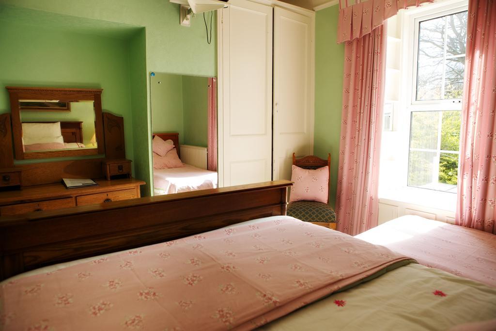 Westbrook House B & B บันครานา ภายนอก รูปภาพ