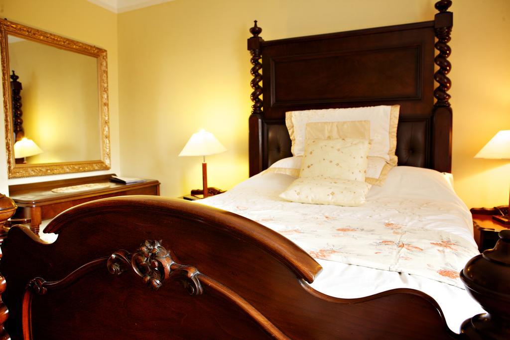 Westbrook House B & B บันครานา ภายนอก รูปภาพ